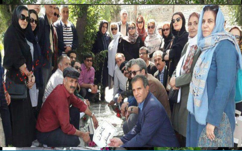 حضور فرهنگیان بر سر مزار معلم شهید آزادی دکتر خانعلی