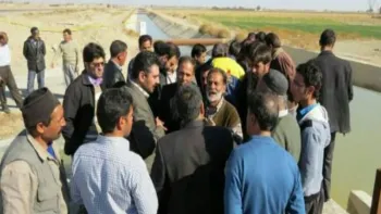 تجمع اعتراضی برای آزادی بازداشتی ها در ورزنه