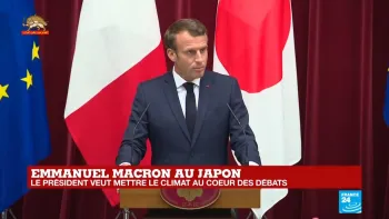 هشدار امانوئل ماکرون به رژیم نسبت به خروج یا عدم پایبندی به توافقنامه برجام