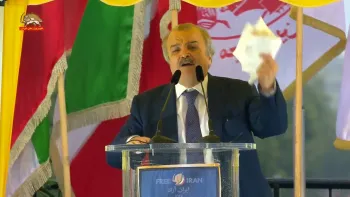 سخنان محمد محدثین در تظاهرات بزرگ ایرانیان در برلین
