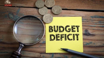 ویژگی‌های بودجهٔ ۱۴۰۲ دولت رئیسی؛ کاهش حقوق‌ها، افزایش بودجهٔ نهادهای سرکوب