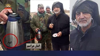 چای خوردن سرجلاد سلیمانی از فلاسک ربوده شده از اشرف با کاپشن مشکی فرم مجاهدین    
