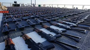 وزیر تبلیغات یمن ـ قاچاق تسلیحات رژیم ایران به حوثی‌ها افزایش یافته است