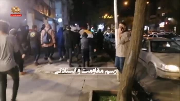 لحظه‌های انقلاب ـ شماره ۶۱ ـ رسم مقاومت و ایستادگی