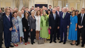 اجلاس جهانی ایران آزاد – سخنرانی شخصیتهای سیاسی  