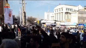 ۷  دی  سالروز  قیام  دیماه  ۱۳۹۶  خیزش انقلابی  و ادامه دار خلق در زنجیر  برای سرنگونی  استبداد  مذهبی  