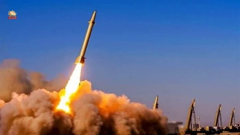 جنگ در تهران و منطقه؛ انهدام مراکز فضایی و صنایع دفاعی رژیم ایران، پاسخ موشکی سپاه به پایگاه «الظفره»