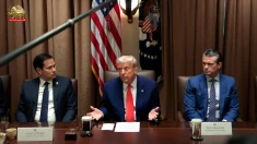 دونالد ترامپ: رژیم ایران در برابر همسایگان زانو زده و عذرخواهی کرده است