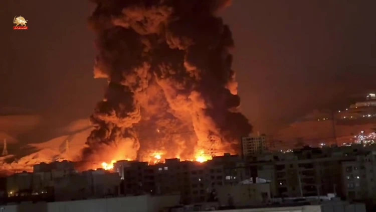 دوازدهمین  روز جنگ-ایران در نقطه‌عطف تاریخ: از شعله‌های جنگ تا طلوع جایگزین دموکراتیک