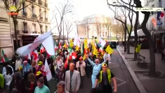 پاریس- میدان تروکادرو - تظاهرات و راهپیمایی یاران شورشگر- شنبه ۱۶ اسفند ۱۴۰۴