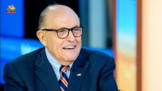 رودی جولیانی: رضا پهلوی مانع اصلی قیام علیه رژیم ایران است