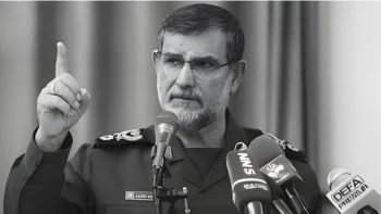 هلاکت پاسدار سرکرده نیروی دریایی سپاه تنگسیری در حملات سنگین به بندرعباس