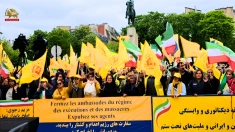 روزنامه السیاسه کویت: هزاران ایرانی در میدان تروکادرو پاریس علیه موج اعدام‌های سیاسی رژیم آخوندی تظاهرات کردند