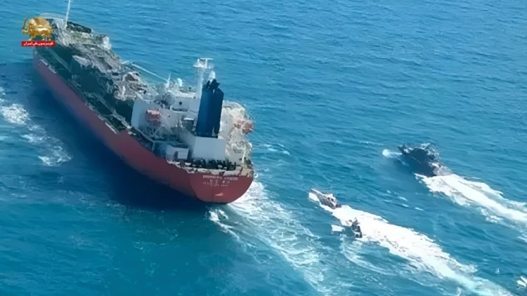 عراقچی در اسلام‌آباد؛ انتقال ملاحظات تهران به میانجی پاکستانی هم‌زمان با بحران هرمز و جهش قیمت نفت