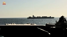 ترامپ: ناوشکن آمریکایی کشتی باری رژیم آخوندی «توسکا» را در دریای عمان متوقف کرد