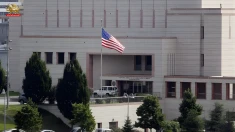 سفارت آمریکا در بغداد: شهروندان آمریکایی همین حالا عراق را ترک کنند
