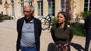 دیدار گروگان‌های آزاد شده فرانسوی با امانوئل ماکرون؛ افشاگری درباره «جهنم اوین» و تکذیب معامله سیاسی