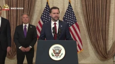 جی‌دی ونس: بدون توافق با رژیم آخوندی به آمریکا بازمی‌گردیم؛ عراقچی وزیر خارجه رژیم آخوندی پیشنهاد نهایی ما را نپذیرفت