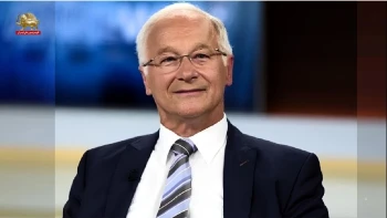 اعتراضات در آلمان به سفر بچه شاه به برلین