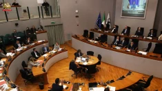 گزارش از جلسه رسمی استانداری مارکه ایتالیا با حضور خانم مریم رجوی