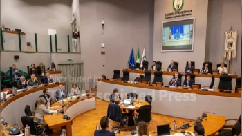 آسوشیتدپرس: حمایت رسمی شورای منطقه‌ای مارکه ایتالیا از مقاومت ایران و محکومیت اعدام مجاهدین خلق