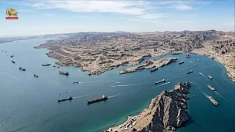  فرماندهی نیروی دریایی سپاه پاسداران رژیم آخوندی تهدید به تهاجم سنگین علیه مراکز آمریکایی کرد