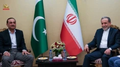 دیدار عراقچی با عاصم منیر فرمانده ارتش پاکستان- بقایی: تمرکز مذاکرات بر خاتمه جنگ است 