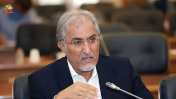اقتصاددان حکومتی: خطر ابرتورم اقتصادی در ایران جدی است