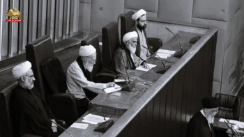 تشیع جنازه مذاکره در جنگ گرگ‌ها؛ بیانیه هیأت‌رئیسه خبرگان ارتجاع و حملات متقابل به پزشکیان