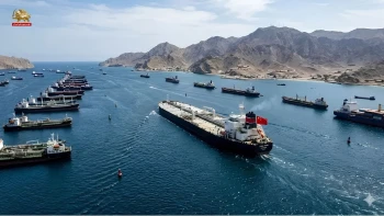 رویترز: مذاکرات ایران و عمان؛ آمریکا انتظار دارد توافق بازگشایی تنگه هرمز به‌ زودی حاصل شود
