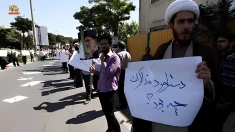 تشدید جنگ باندهای درونی رژیم، بر سر ادامه جنگ یا نوشیدن جام زهر