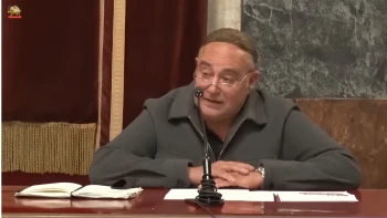 لانزو روجرو، ایتالیا، کنفرانس در شهرداری کونئو