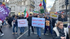 اعتراض گسترده انجمن‌های ایرانی، حقوق‌دانان و دیپلمات‌های سرشناس به اهدای جایزه به بچه شاه